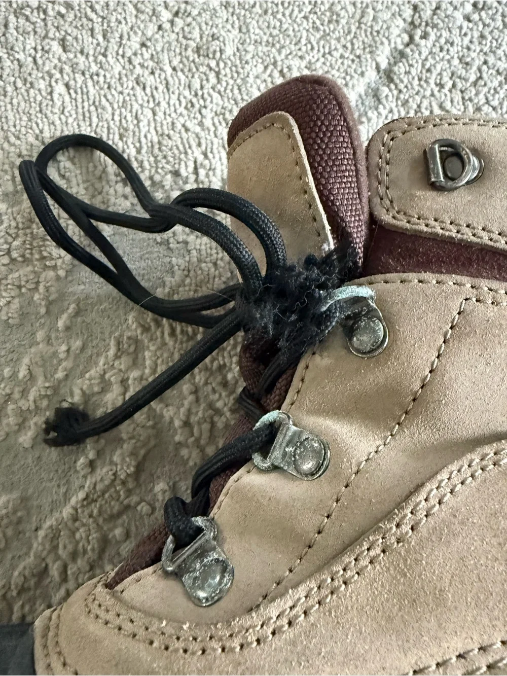Sorel boots Cold Mountain Thinsulate Winter Boots waterproof tan suede  black 9